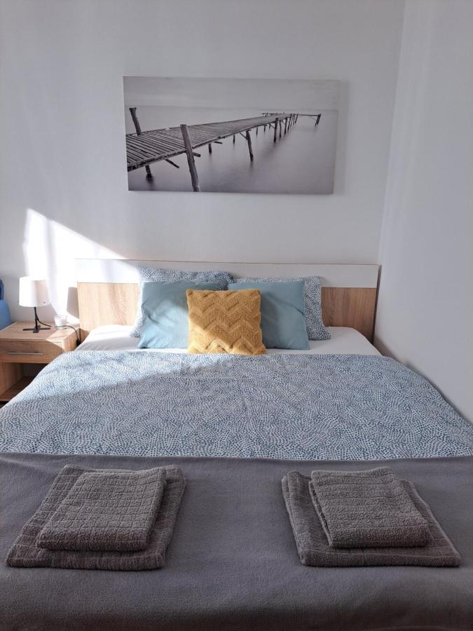 Adam Apartman Caşonia Cameră foto