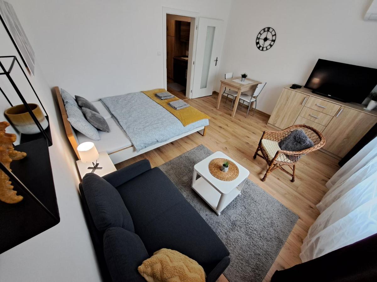 Adam Apartman Caşonia Exterior foto